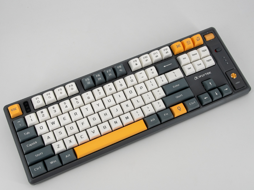 語音輸入，讓你效率拉滿的一款鍵盤——科大訊飛 AI機械鍵盤T8