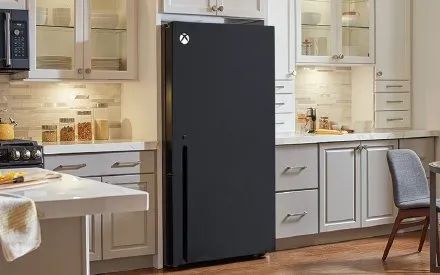 假新聞成真，微軟真的在做Xbox Series X外形的迷你冰箱