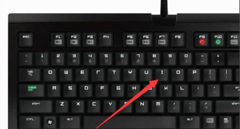 方舟怎麼打開物品欄?