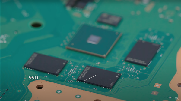 PS5 SSD被焊死在主板上 玩家擔憂：史上最短命遊戲機？