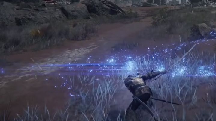 艾爾登法環名刀月隱戰技怎麼放？