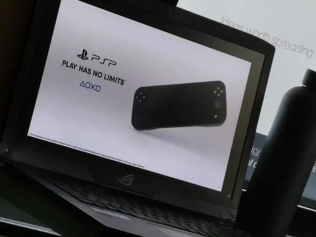 飯制新版PSP渲染圖 外形有點類似Switch
