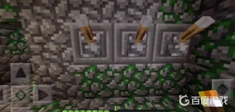 我的世界叢林神廟裡的三個拉桿是幹嘛的？