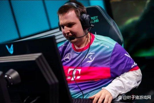 時隔五年的清算！TT送TES三連敗，Ucal復仇S8老IG猛男落淚