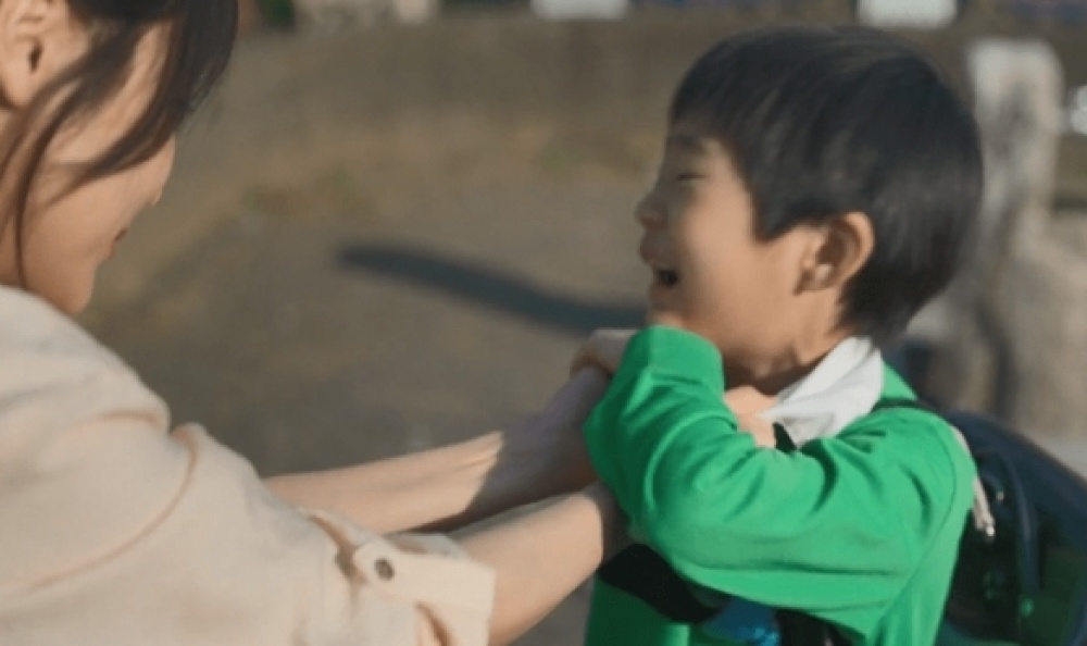 風俗店頭牌小姐的退役日常，被網飛拍出來了